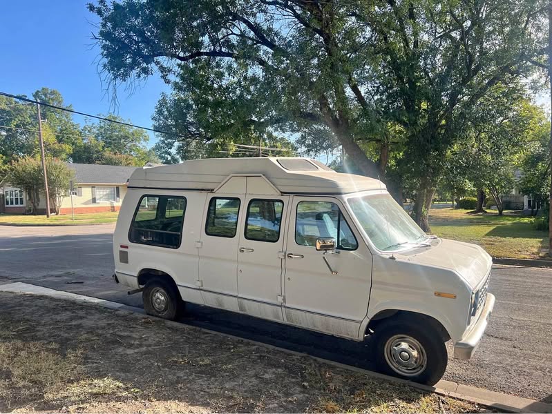 1991 Ford Econoline - Van