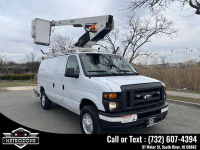 2014 Ford Econoline Cargo Van