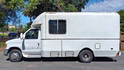 2005 Ford Econoline E350 Cargo - Box van