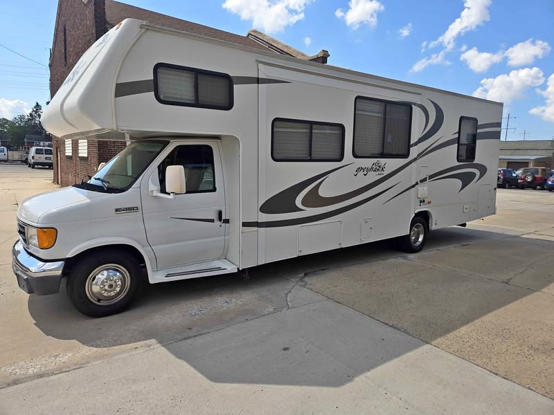 2007 Ford Econoline Greyhawk