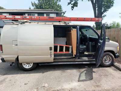 1995 Ford Econoline - Cargo van 150