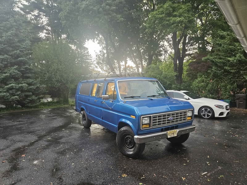 1989 Ford Econoline E350 Super Duty Passenger - Xlt