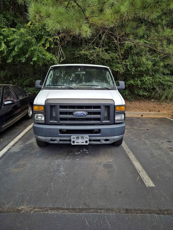 2008 Ford Econoline E150 Cargo - Van