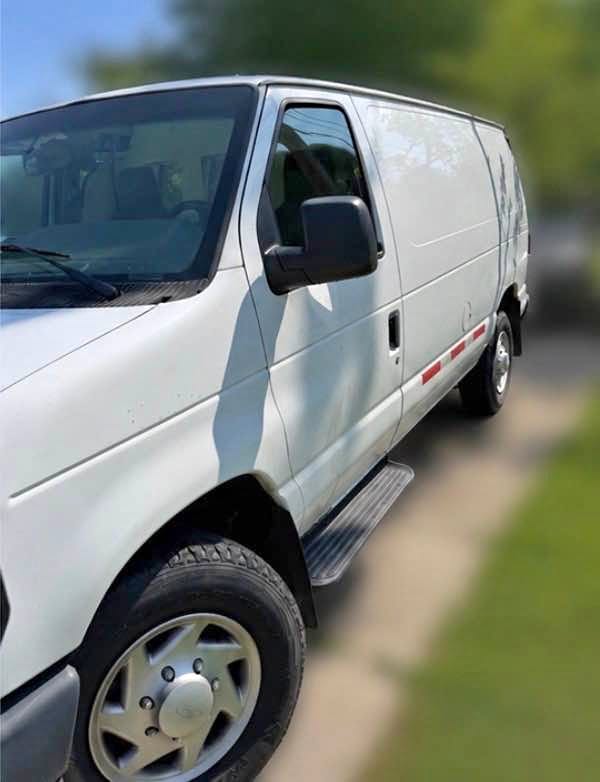 2014 Ford Econoline E350 Super Duty Cargo - Van
