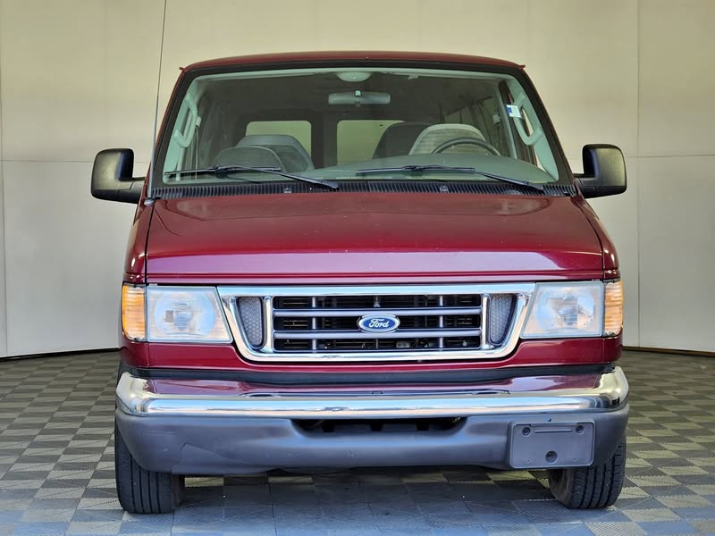 2003 Ford Econoline Wagon