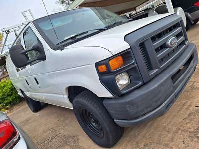 2013 Ford Econoline E250 Cargo - Extended Van