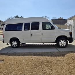 2014 Ford Econoline E150 Handicap Van