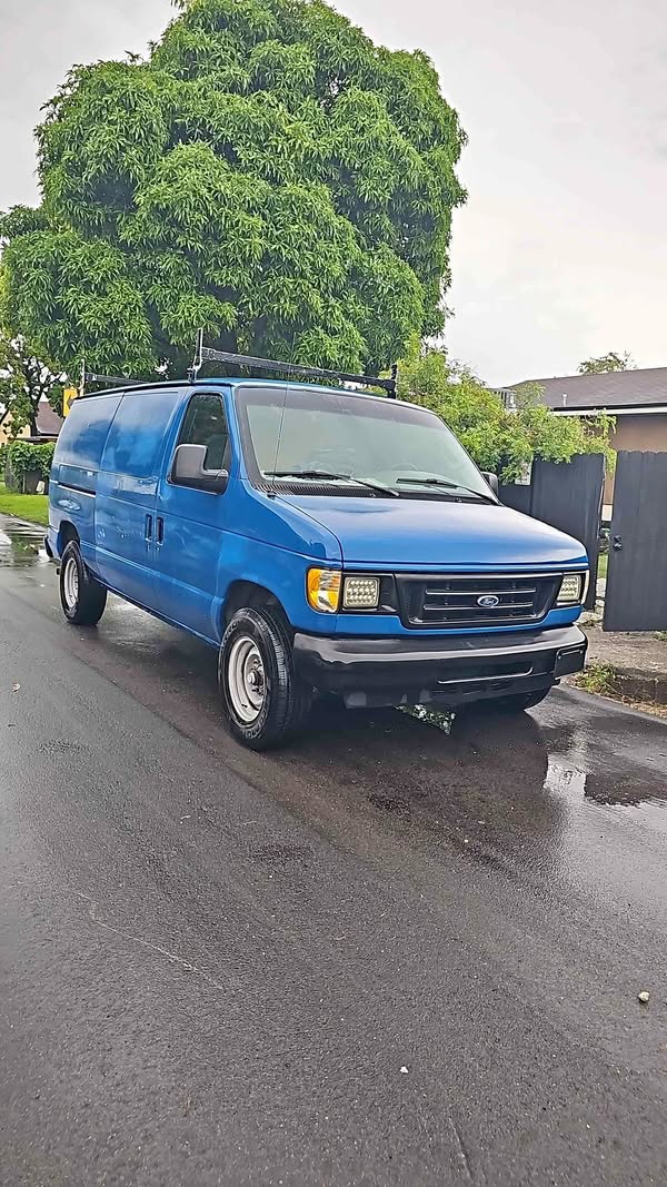2006 Ford Econoline - Van