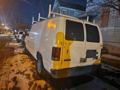 2010 Ford Econoline E150 Cargo - Van