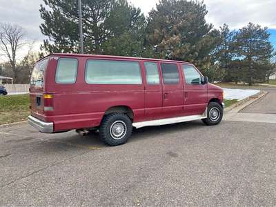 2002 Ford Econoline E350 Super Duty Passenger - Extended Van