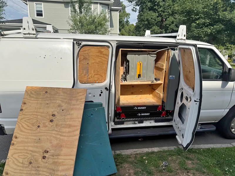 2007 Ford Econoline E250 Cargo - Van