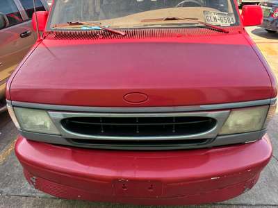 2000 Ford Econoline - XL Van 3D