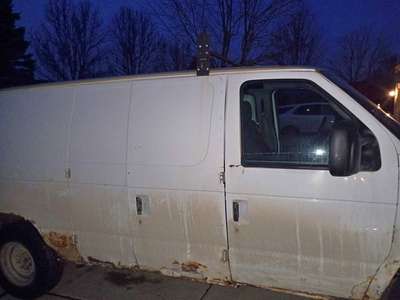 2011 Ford Econoline E250 Cargo - Van