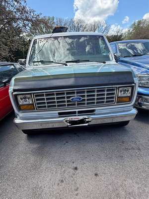 1991 Ford Econoline E150 Cargo - Van