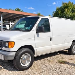 2006 Ford Econoline E250 Cargo - Van