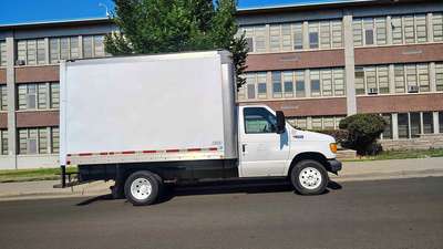 2004 Ford Econoline E350 Super Duty Cutaway - Van Cab-Chassis 2D