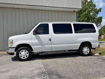 2014 Ford Econoline E350 Super Duty Passenger - Extended Van