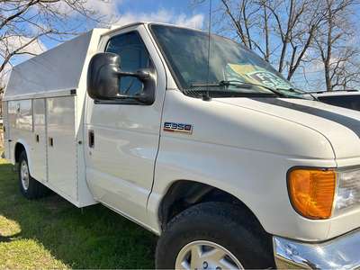 2007 Ford Econoline E350 Cargo - Van
