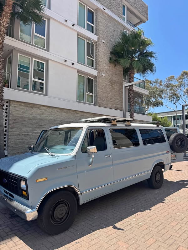 1988 Ford Econoline - Van