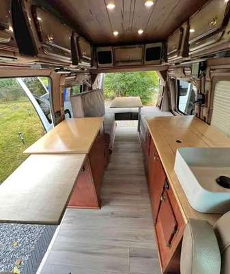 1999 Ford Econoline Van