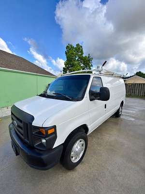 2011 Ford Econoline E150 Cargo - Van