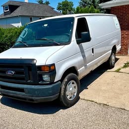 2010 Ford E250 Econoline Extended Cargo Van 132K