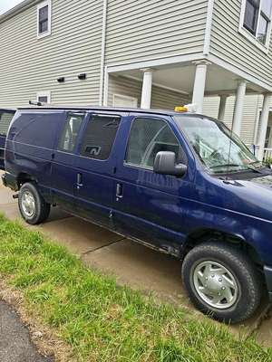 2011 Ford Econoline E350 Super Duty Passenger - Van