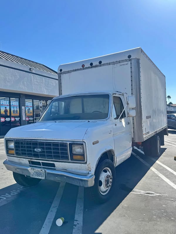 1986 Ford Econoline E350 Super Duty Cutaway Van Cab-Chassis 2D