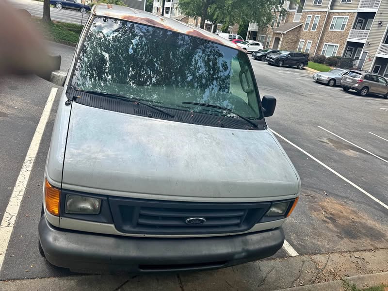 2004 Ford Econoline Van