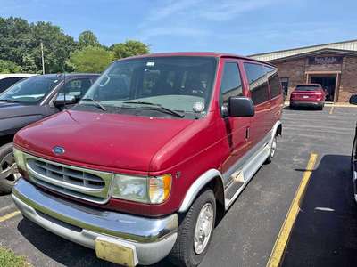 2002 Ford Econoline E350 Super Duty Passenger
