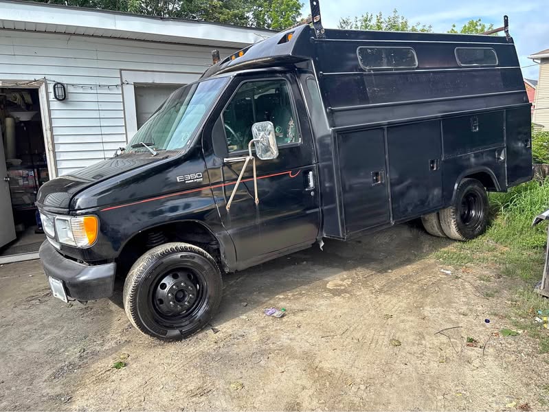 1997 Ford Econoline E350 Super Duty Cutaway