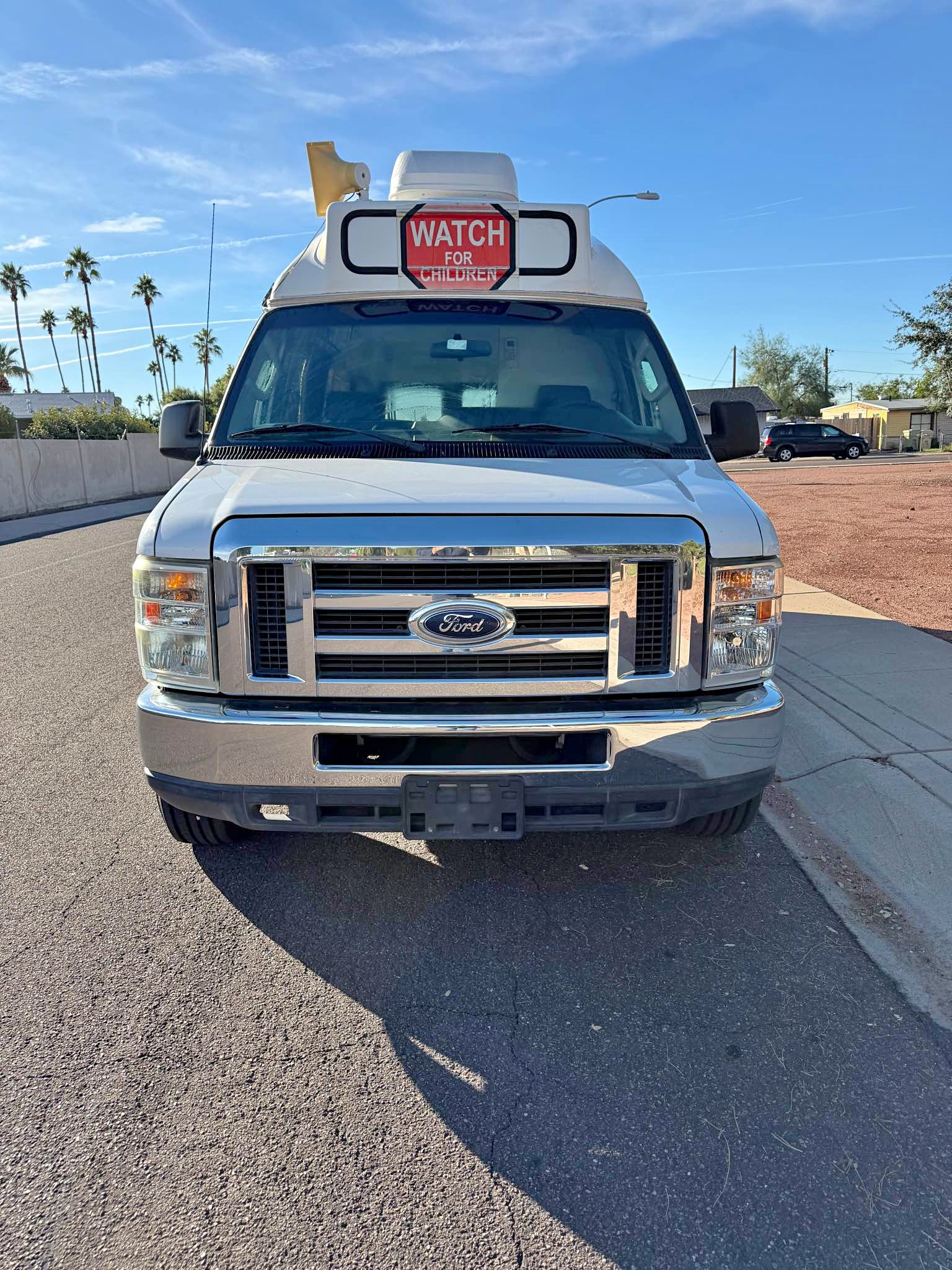 2010 Ford Econoline E350 Cargo - Van