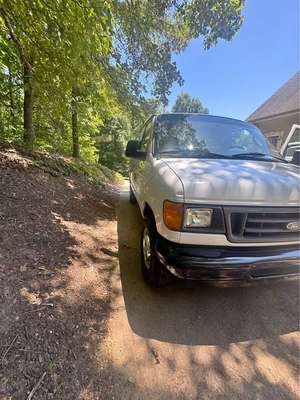 2006 Ford Econoline E250 Cargo - Van