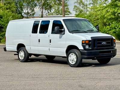 2008 Ford Econoline - Commercial Extended Van 3D