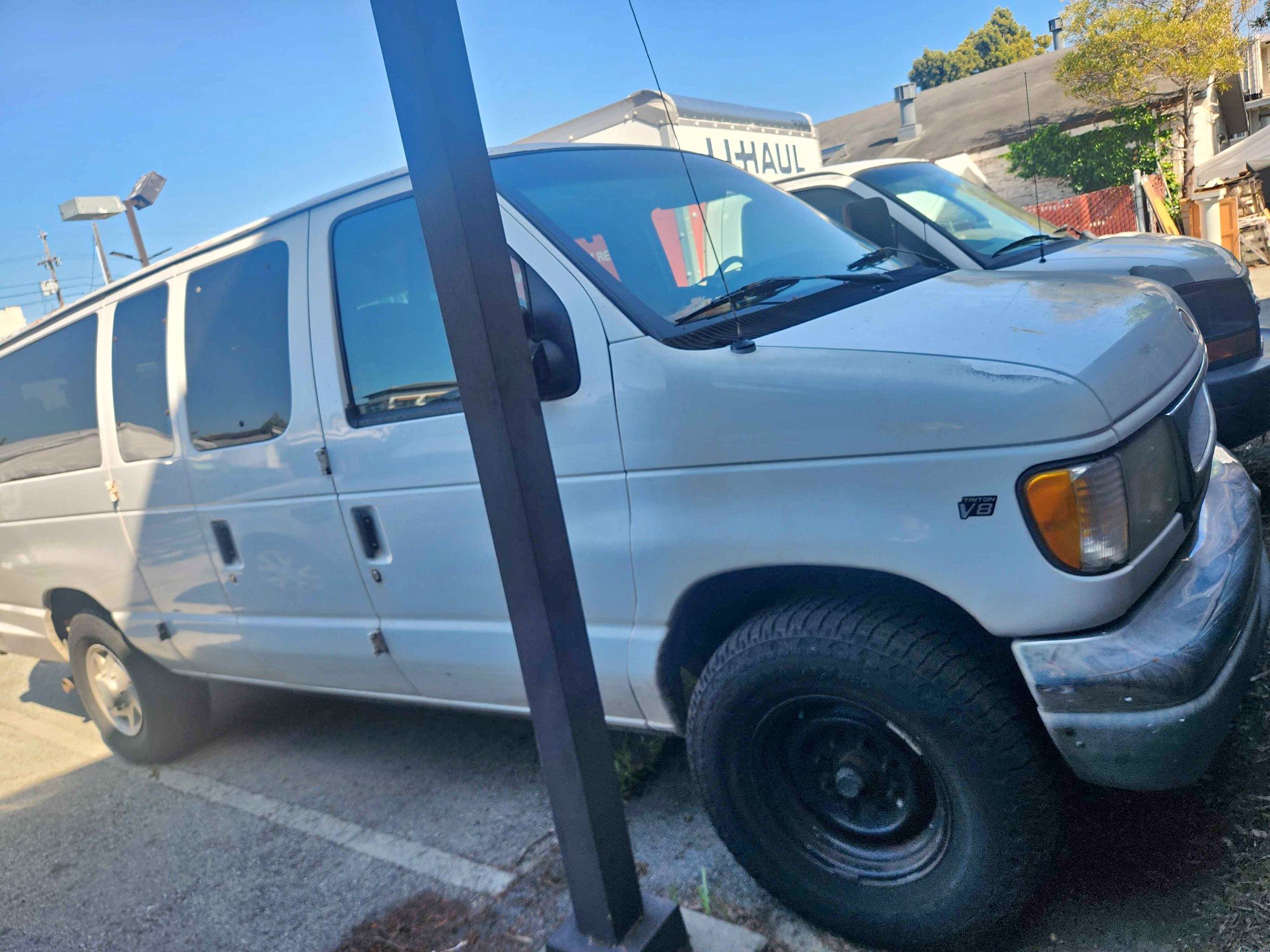 2001 Ford Econoline E350 Super Duty Cargo - Extended Van