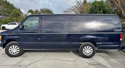 2004 Ford Econoline E250 Cargo - Van