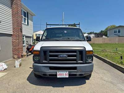 2014 Ford Econoline E250 Cargo - Van