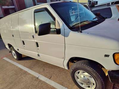 1999 Ford Econoline E250 Cargo - Van