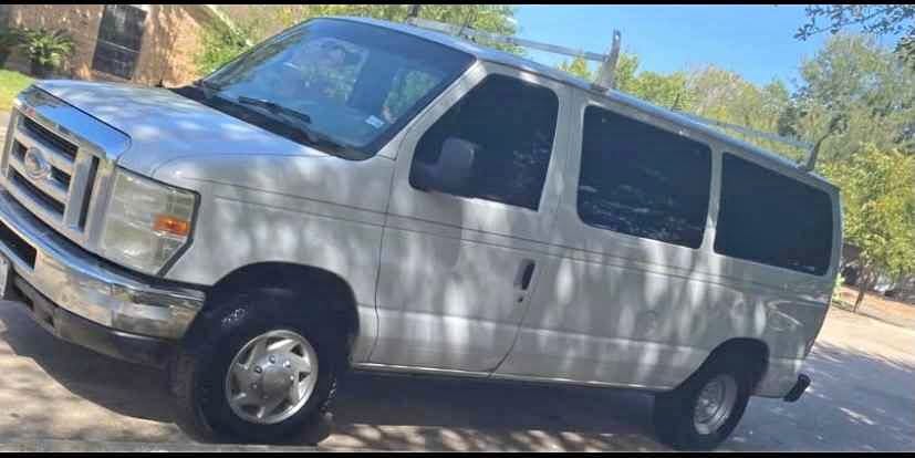 2012 Ford Econoline - Van