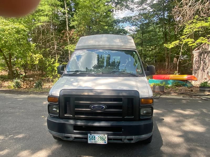 2010 Ford 250 Econoline van