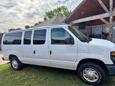2013 Ford Econoline E150 Passenger - Van