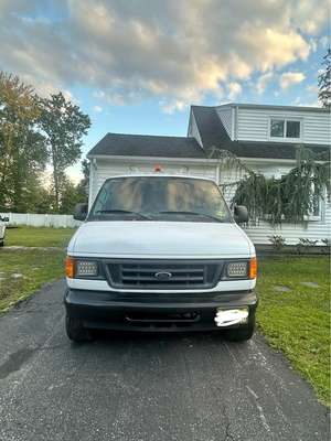 2007 Ford Econoline E250 Cargo - Van