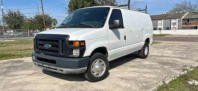 2010 Ford Econoline E250 Cargo - Van