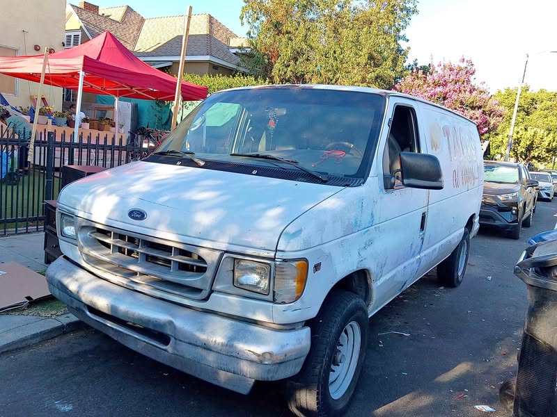 2002 Ford Econoline
