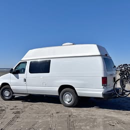 2006 Ford e350 econoline