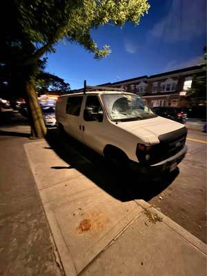 2009 Ford Econoline E150 Cargo - Van