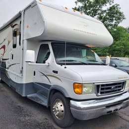 2004 Ford Econoline