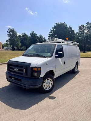 2013 Ford Econoline E150 Cargo - Van