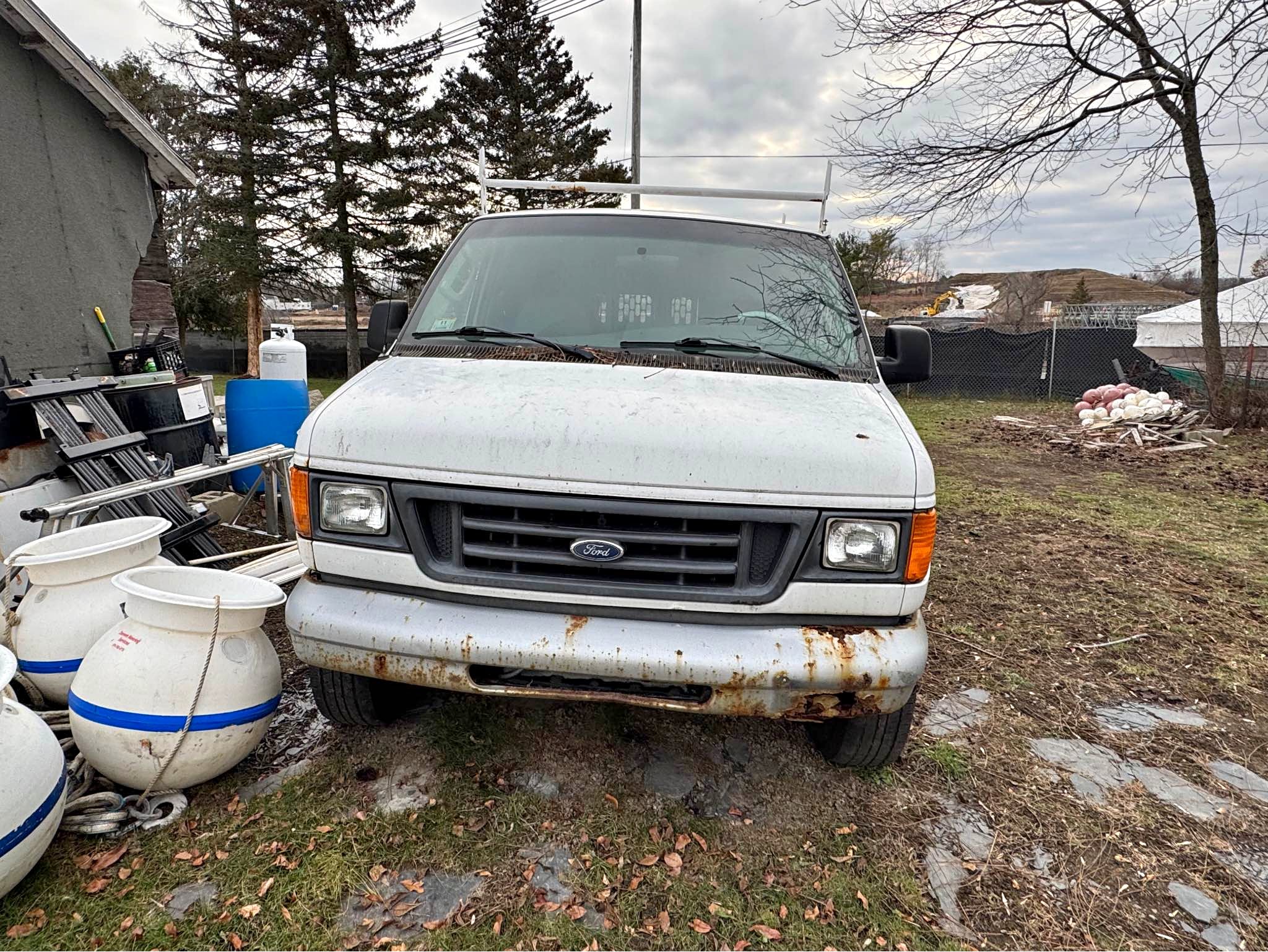 2006 Ford Econoline E250 Cargo - Van