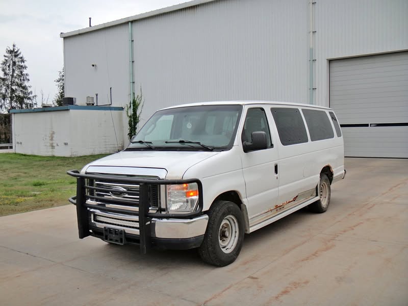 2012 Ford econoline e 350 sd xlt 3dr extended passenger van